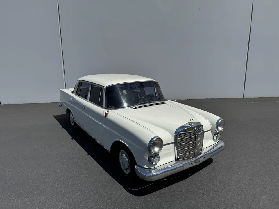 1965 Mercedes-Benz W110 - Image 9 of 31