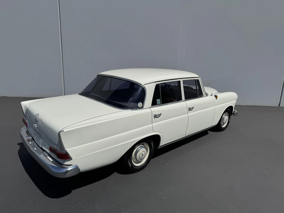 1965 Mercedes-Benz W110 - Image 12 of 31
