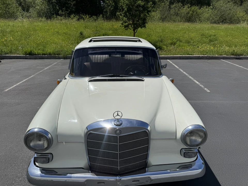 1965 Mercedes-Benz W110 - Image 29 of 31