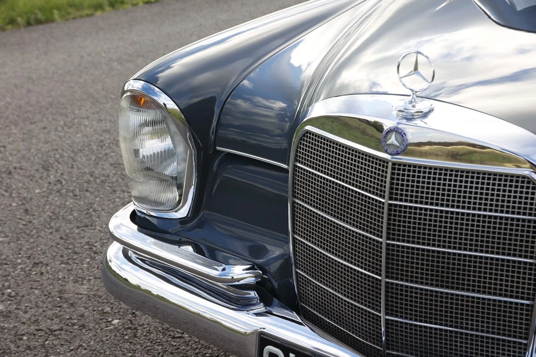 1967 Mercedes-Benz W111 Sedan - Image 30 of 30