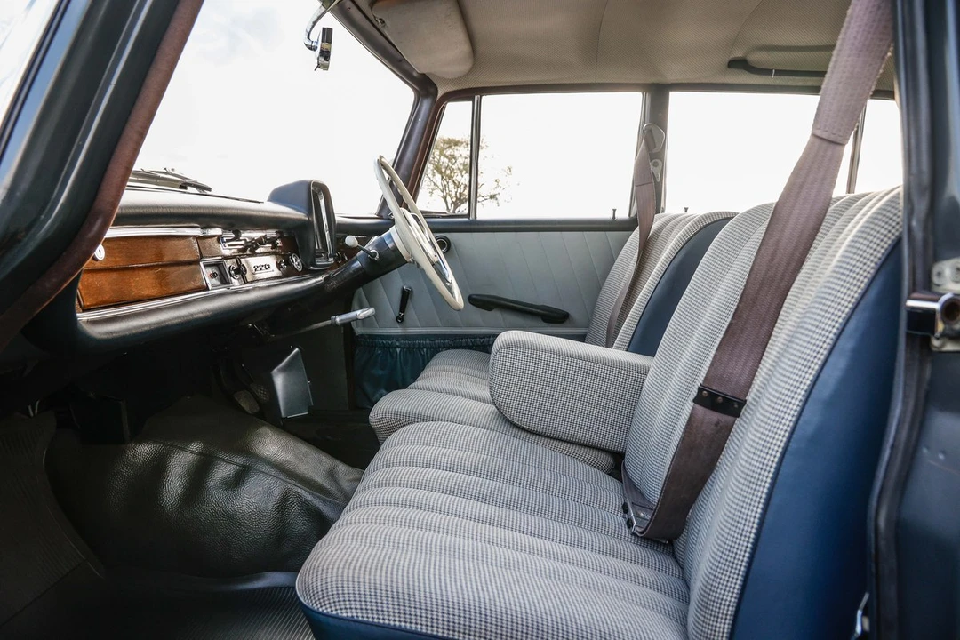 1967 Mercedes-Benz W111 Sedan - Image 15 of 30