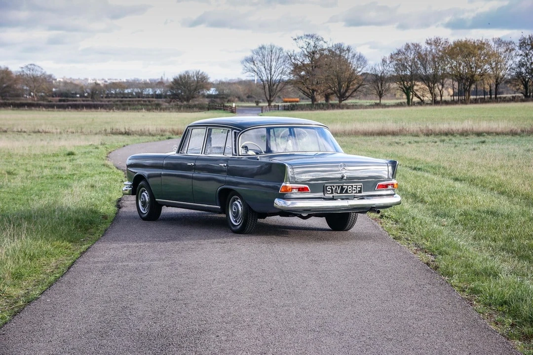 1967 Mercedes-Benz W111 Sedan - Image 5 of 30