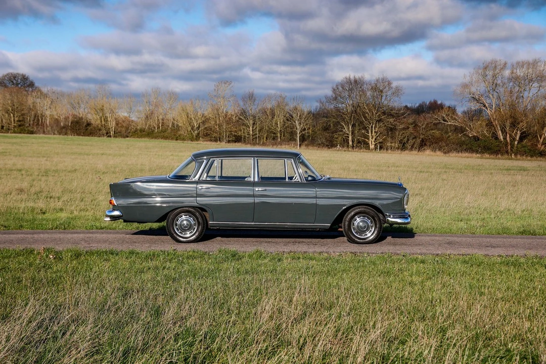 1967 Mercedes-Benz W111 Sedan - Image 10 of 30