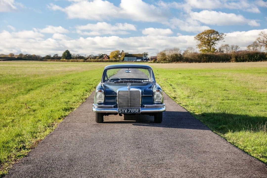 1967 Mercedes-Benz W111 Sedan - Image 2 of 30