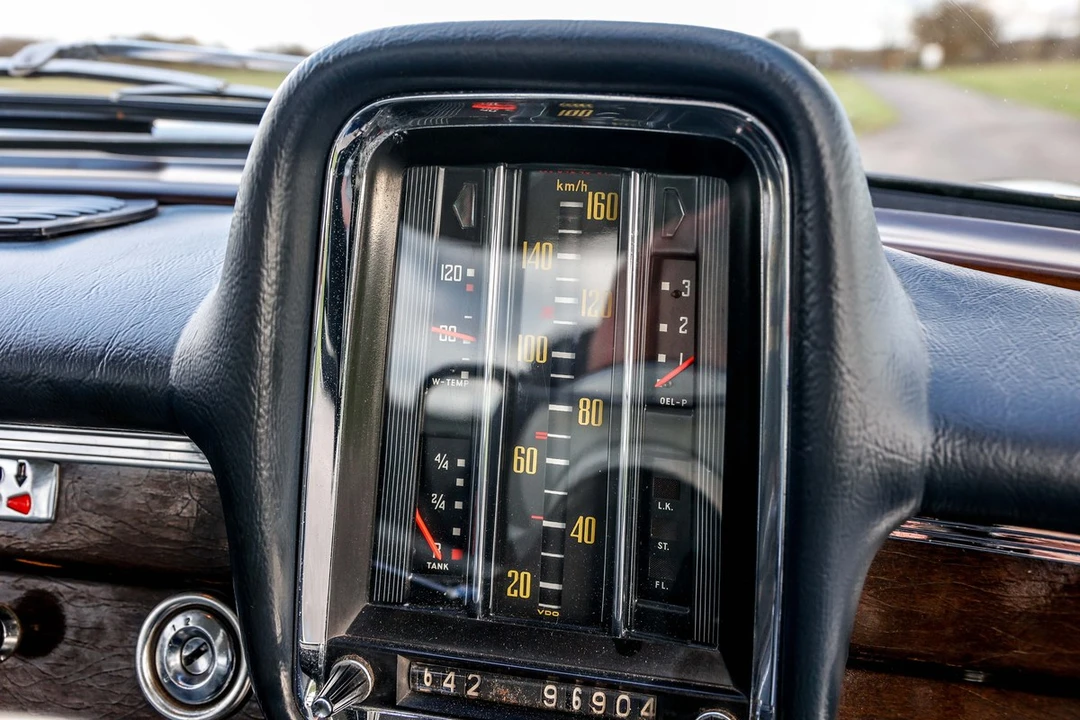 1967 Mercedes-Benz W111 Sedan - Image 21 of 30
