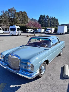 1965 Mercedes-Benz 220 SE Chrome