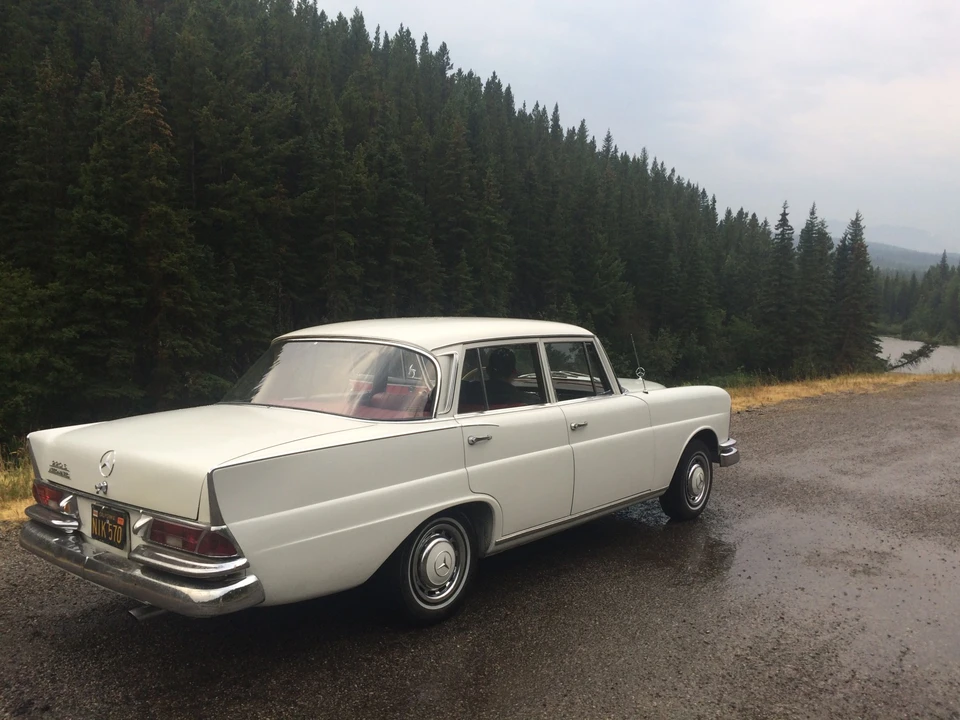 1965 Mercedes-Benz W111 Sedan - Image 23 of 31