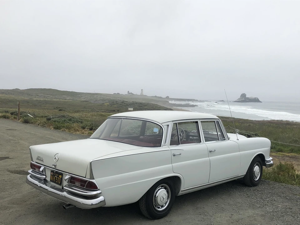 1965 Mercedes-Benz W111 Sedan - Image 26 of 31