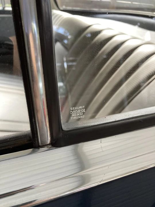 1965 Mercedes-Benz W111 Sedan - Image 27 of 31