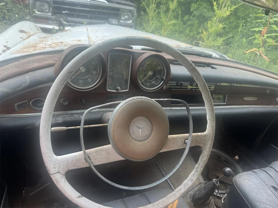 1965 Mercedes-Benz W128 - Image 13 of 13