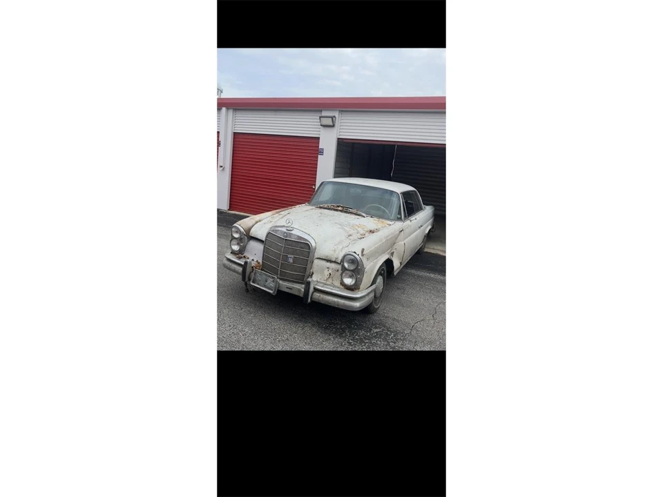 1965 Mercedes-Benz W128 - Image 6 of 13