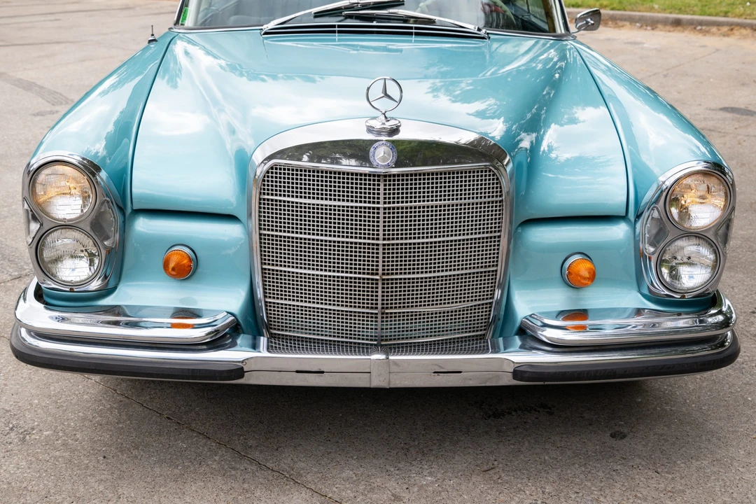 1965 Mercedes-Benz W111 Coupe - Image 16 of 31