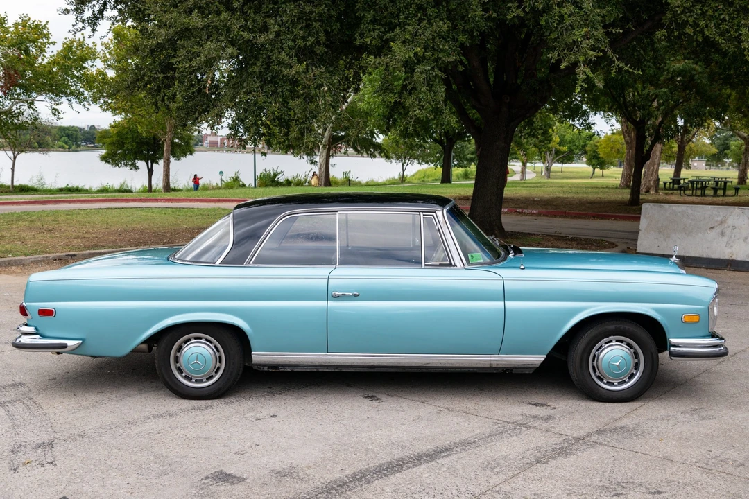 1965 Mercedes-Benz W111 Coupe - Image 11 of 31
