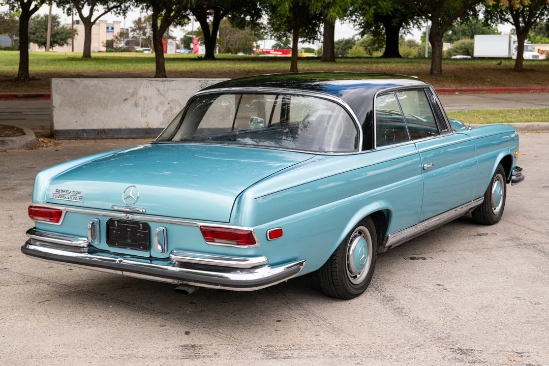 1965 Mercedes-Benz W111 Coupe - Image 10 of 31