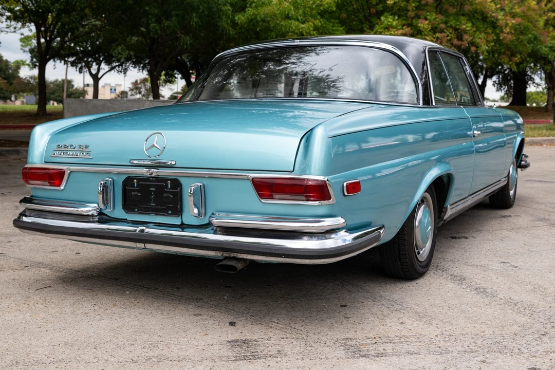 1965 Mercedes-Benz W111 Coupe - Image 8 of 31
