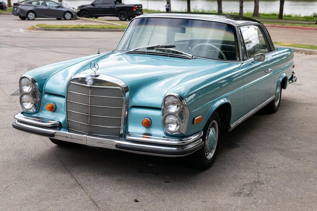 1965 Mercedes-Benz W111 Coupe - Image 15 of 31