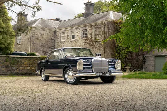 1965 Mercedes-Benz 220SE Coupe W111