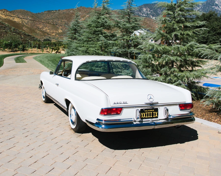 1965 Mercedes-Benz W111 Coupe - Image 8 of 31