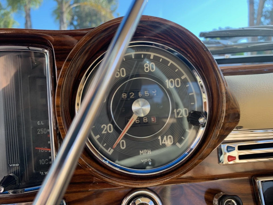 1965 Mercedes-Benz W111 Coupe - Image 29 of 31