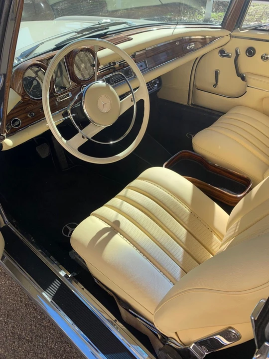 1965 Mercedes-Benz W111 Coupe - Image 22 of 31