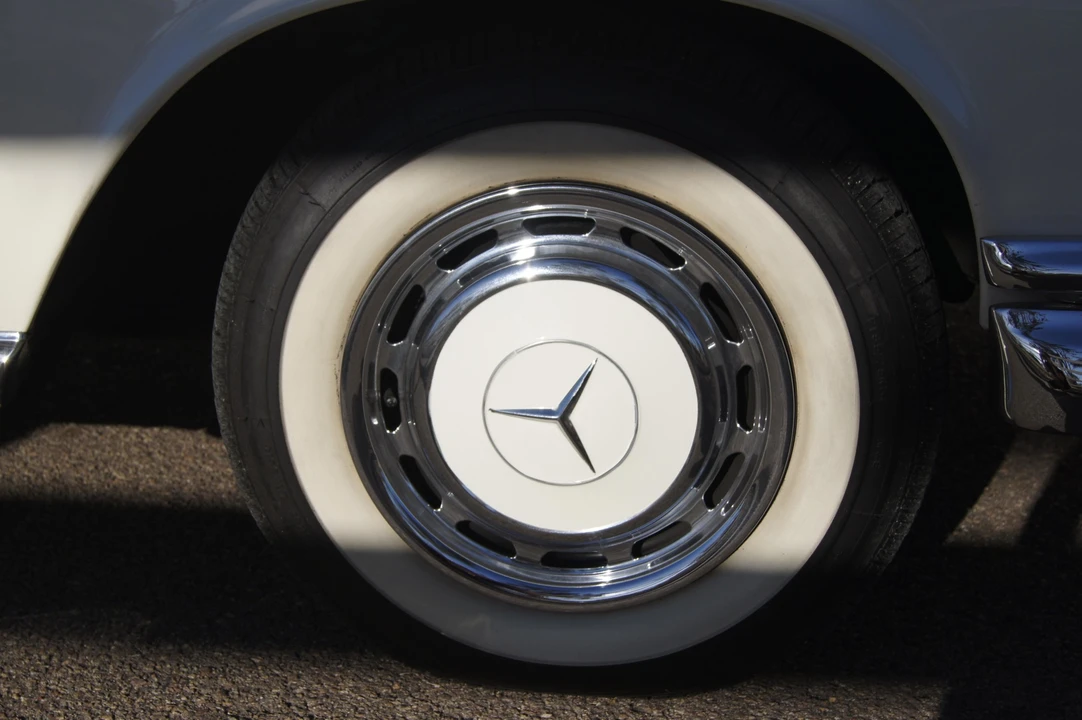 1965 Mercedes-Benz W111 Coupe - Image 19 of 31