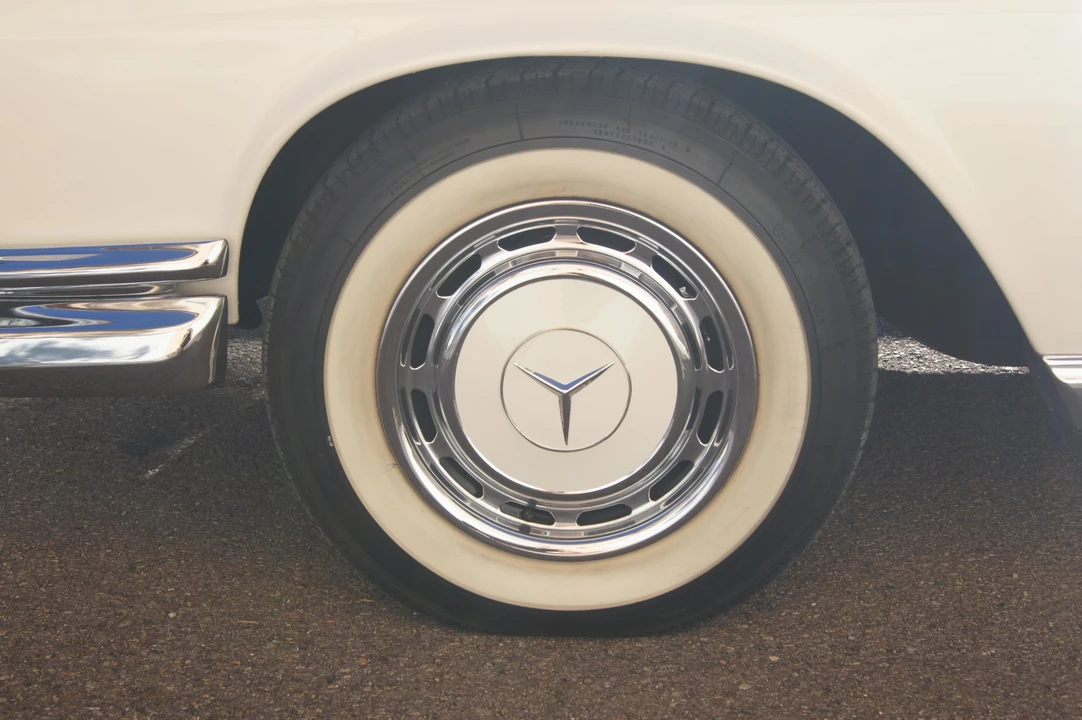 1965 Mercedes-Benz W111 Coupe - Image 20 of 31