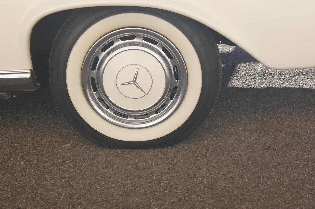 1965 Mercedes-Benz W111 Coupe - Image 21 of 31