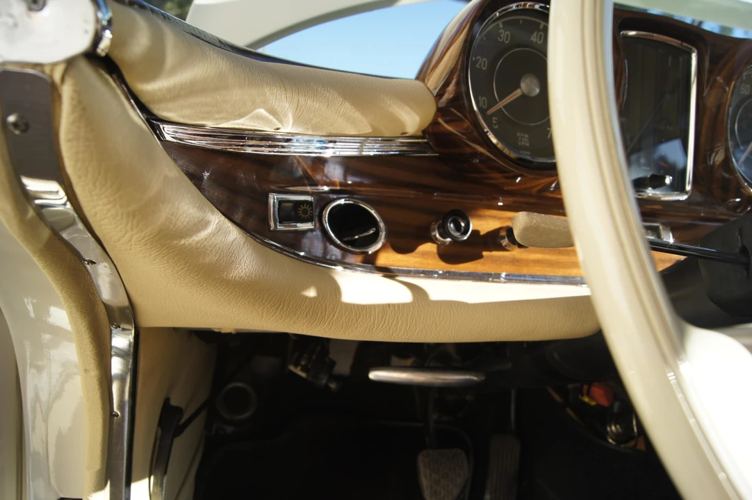 1965 Mercedes-Benz W111 Coupe - Image 25 of 31