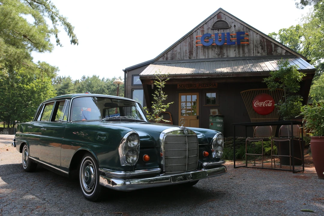 1965 Mercedes-Benz W111 Sedan - Image 19 of 31