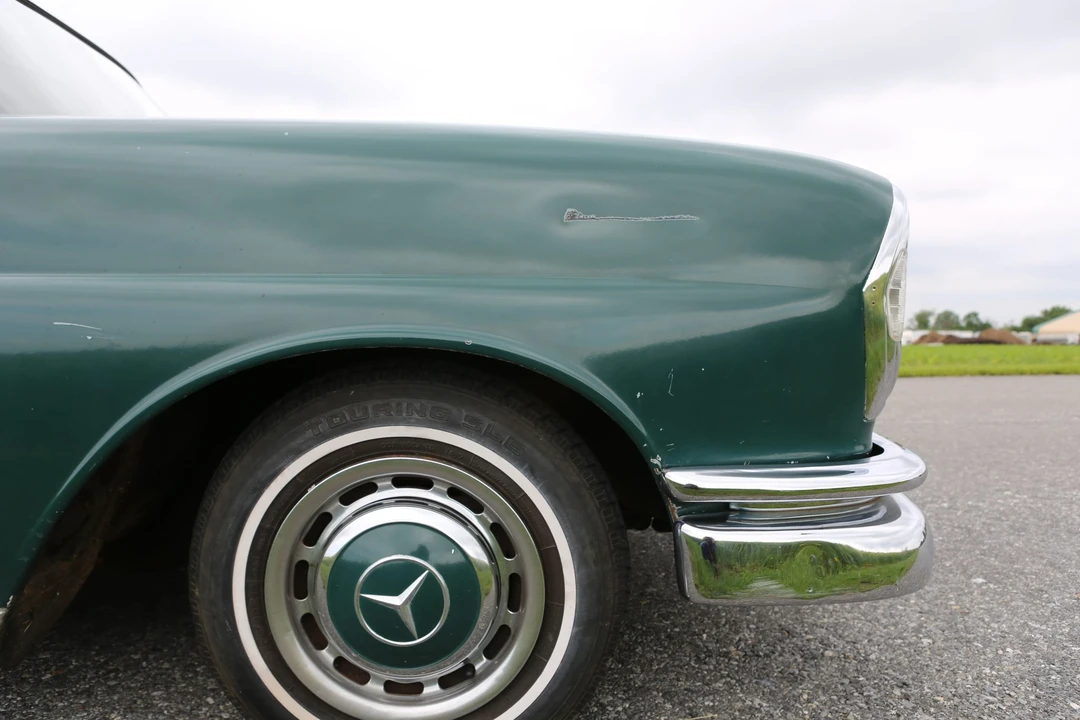 1965 Mercedes-Benz W111 Sedan - Image 31 of 31