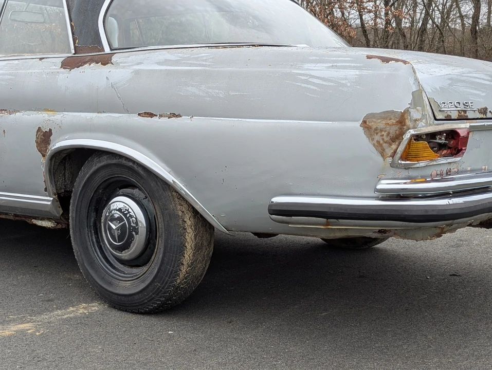 1965 Mercedes-Benz W128 - Image 5 of 21