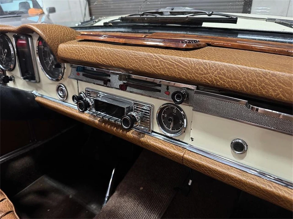 1965 Mercedes-Benz W113 SL-Class - Image 16 of 31