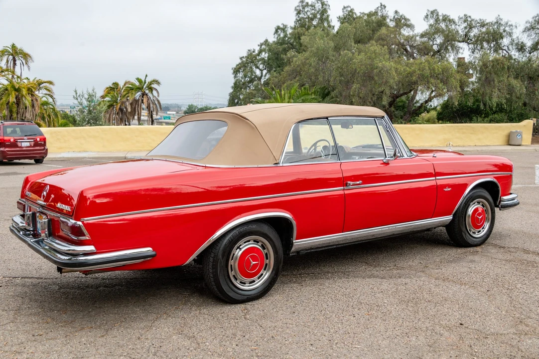 1965 Mercedes-Benz W112 - Image 14 of 31