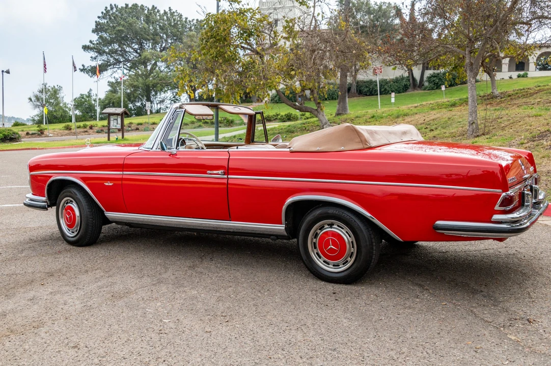 1965 Mercedes-Benz W112 - Image 8 of 31