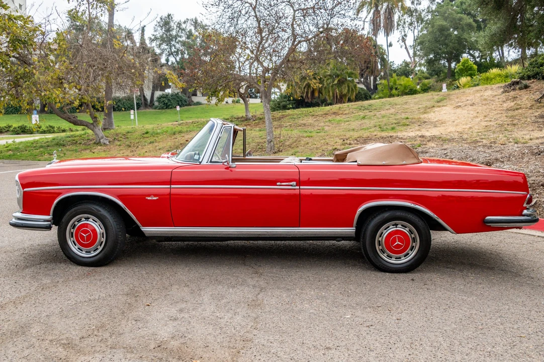 1965 Mercedes-Benz W112 - Image 9 of 31