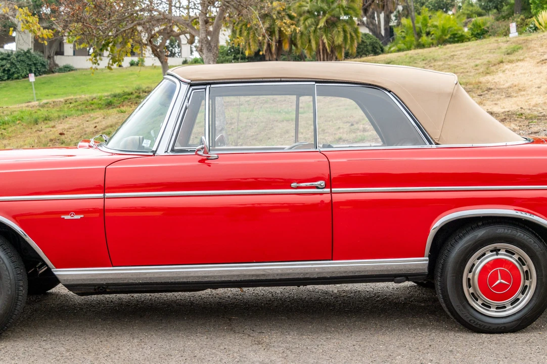 1965 Mercedes-Benz W112 - Image 22 of 31