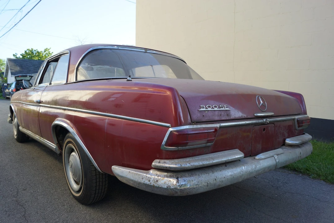 1965 Mercedes-Benz W112 - Image 5 of 31