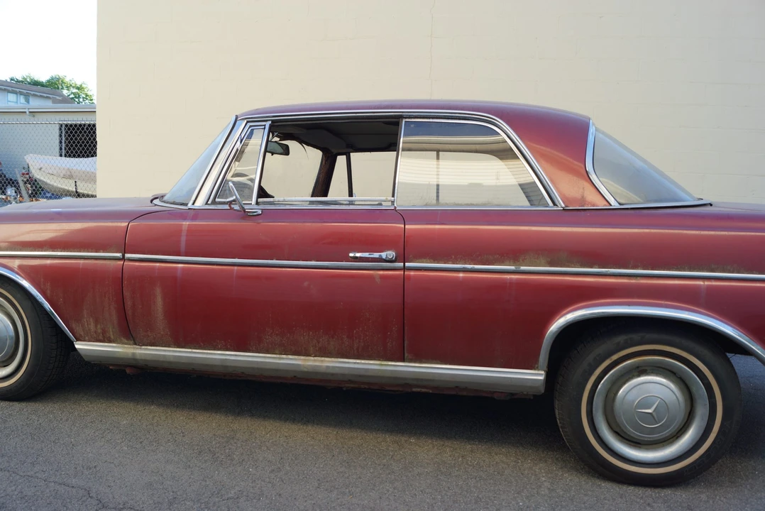 1965 Mercedes-Benz W112 - Image 11 of 31