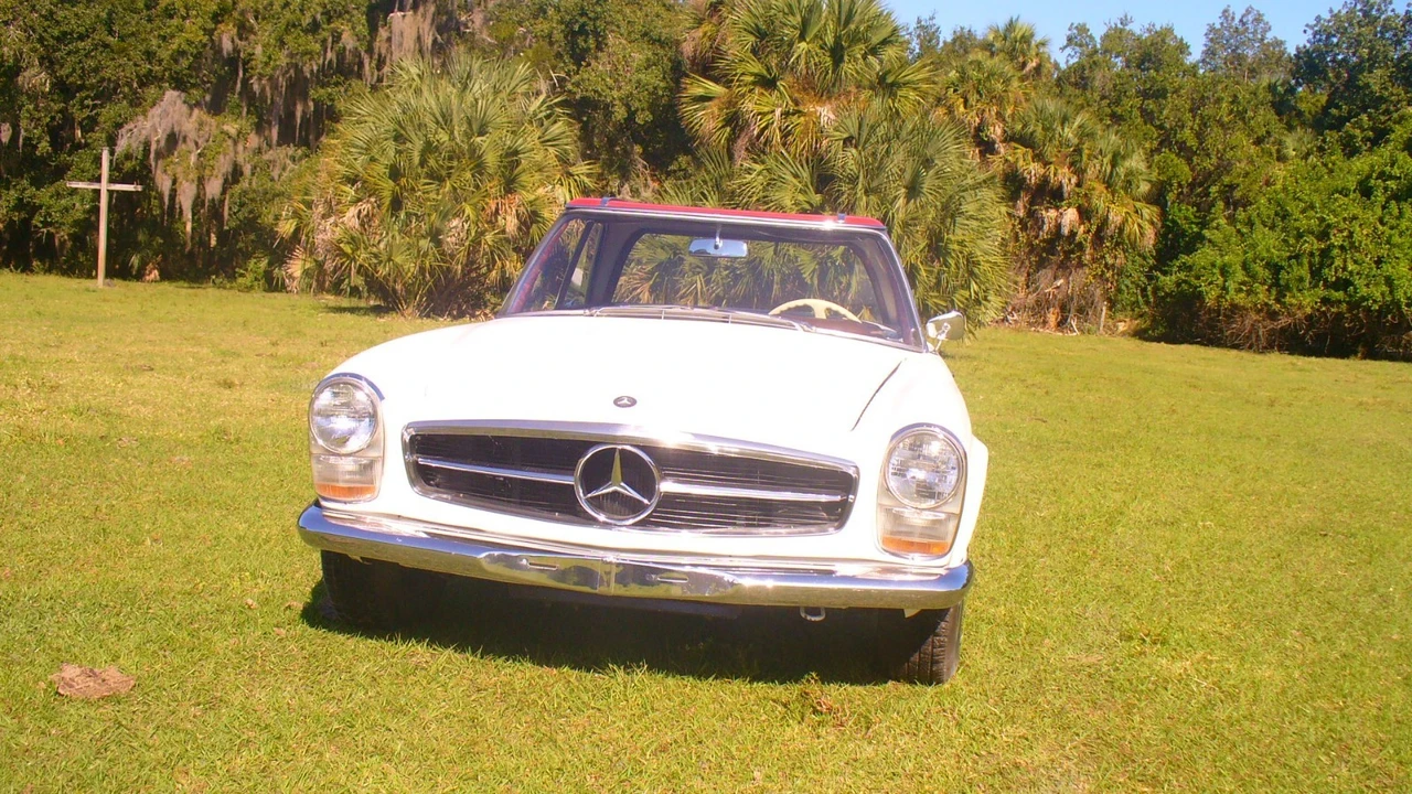 1965 Mercedes-Benz - Image 5 of 21