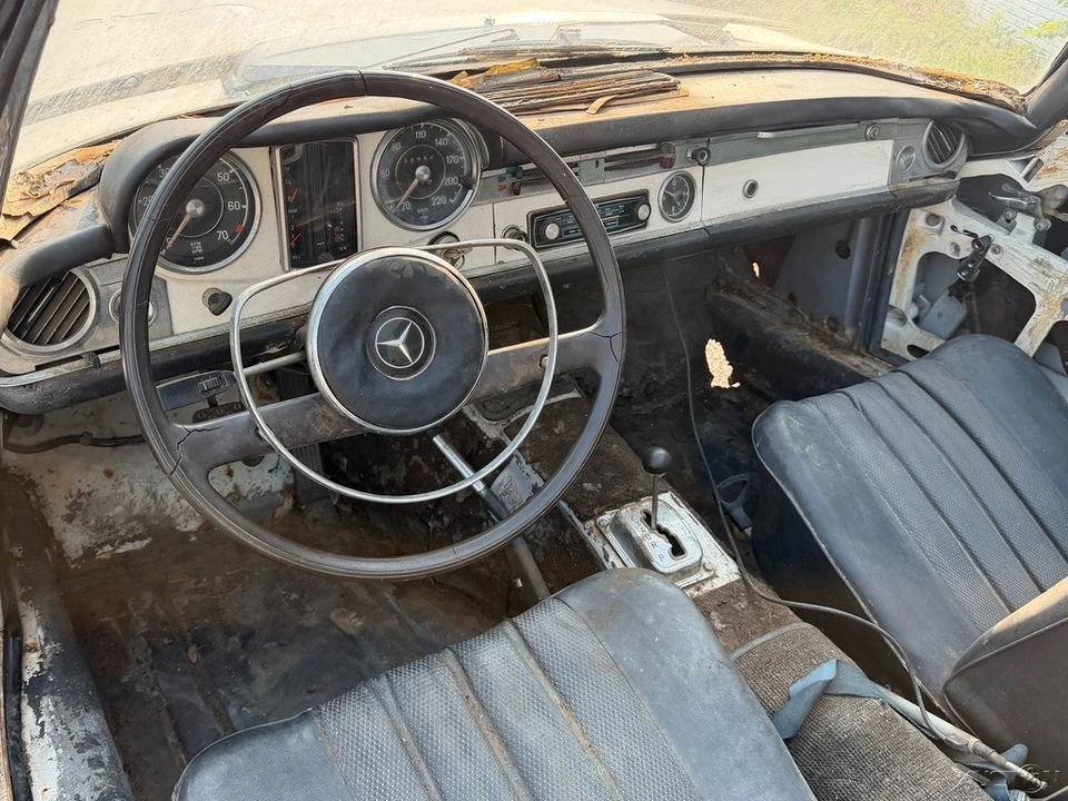 1965 Mercedes-Benz W113 SL-Class - Image 15 of 31