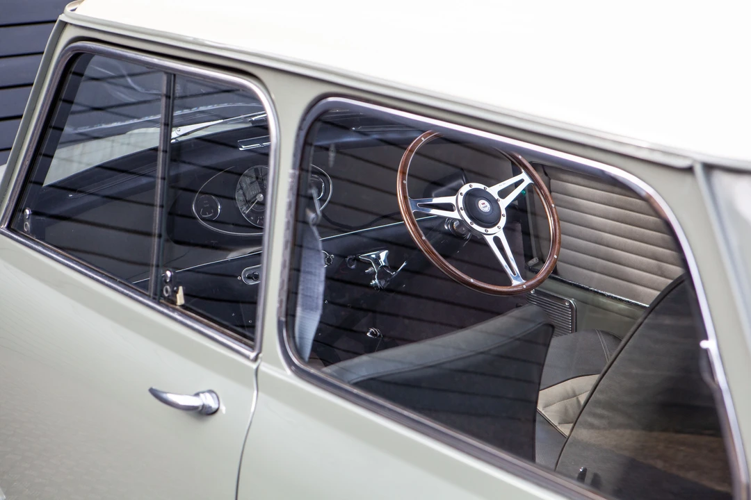 1965 Morris - Image 8 of 31