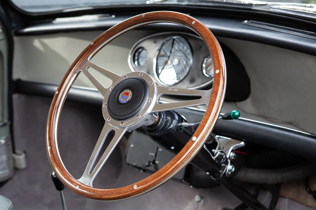 1965 Morris - Image 11 of 31