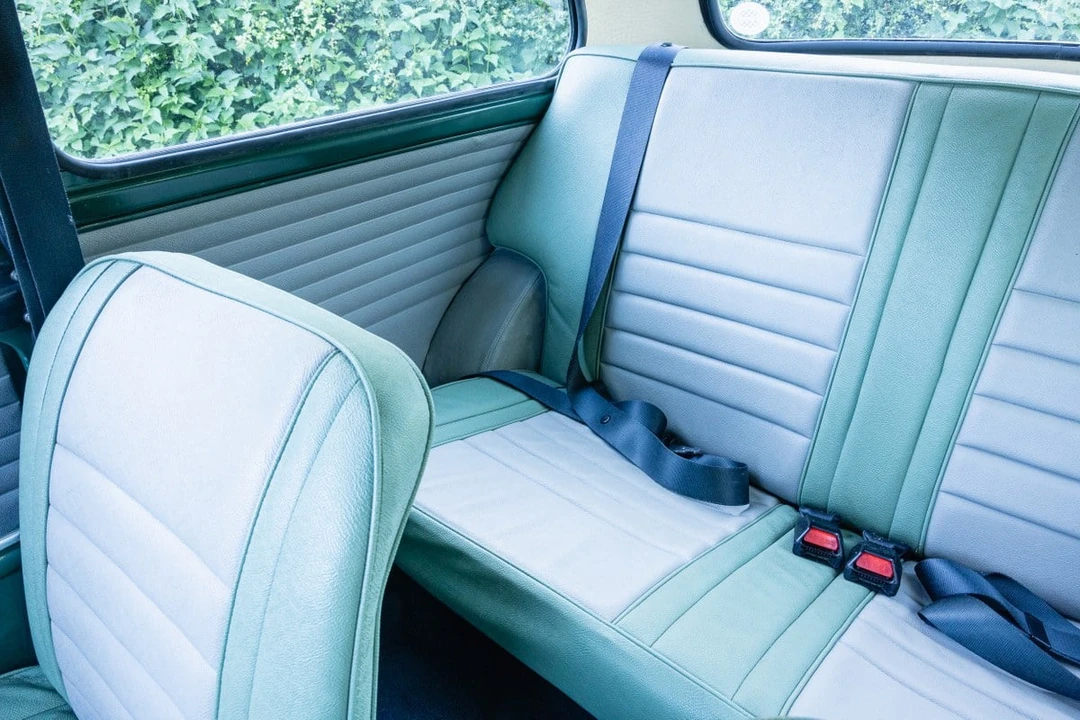 1965 Morris - Image 14 of 30