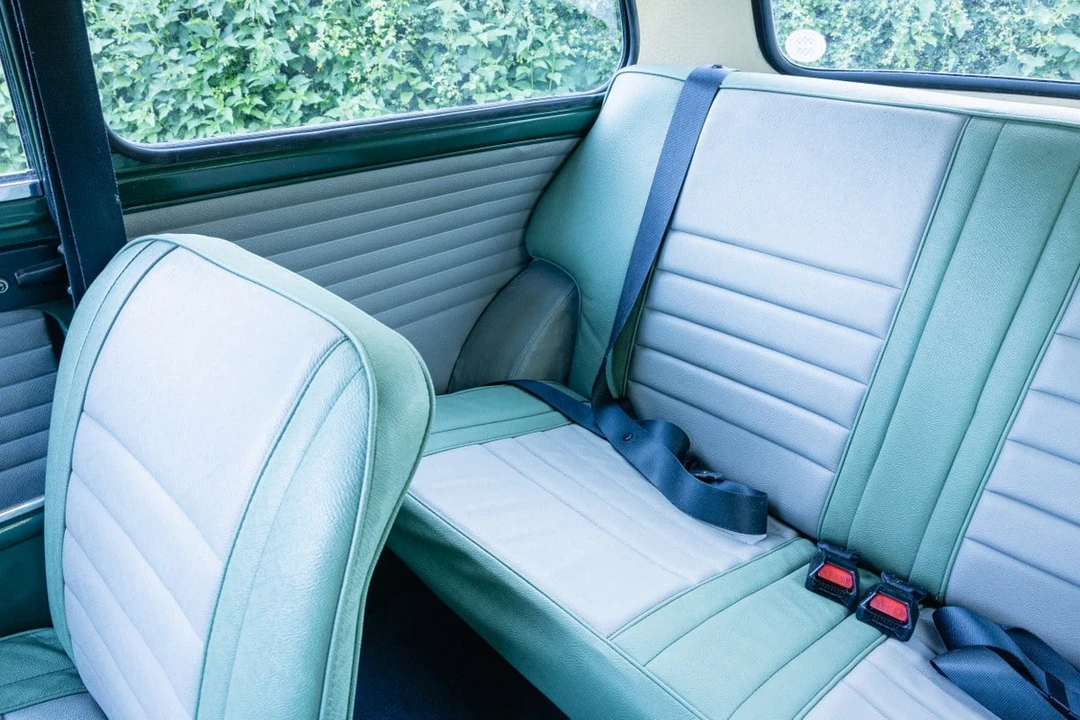 1965 Morris - Image 15 of 30