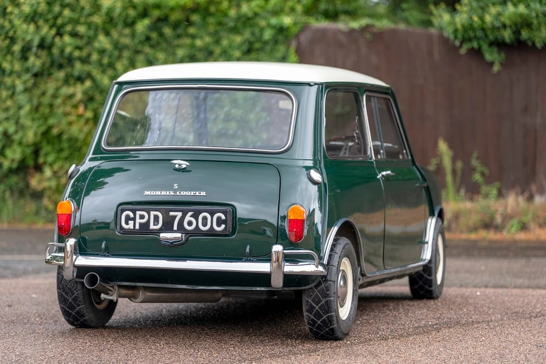 1965 Morris - Image 14 of 30