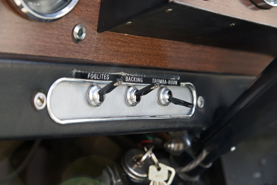 1965 Morris - Image 21 of 22