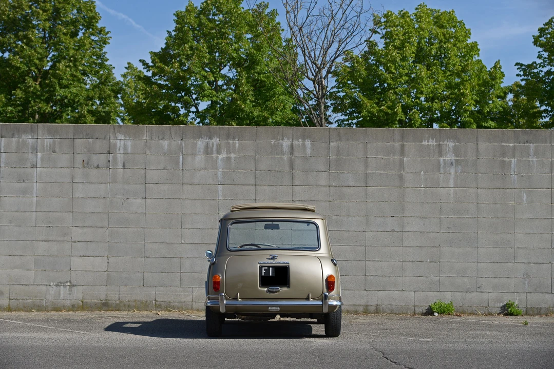 1965 Morris - Image 4 of 22