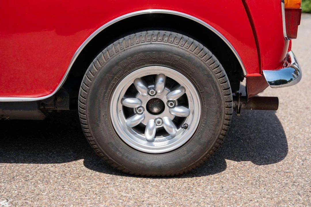 1965 Morris - Image 21 of 31
