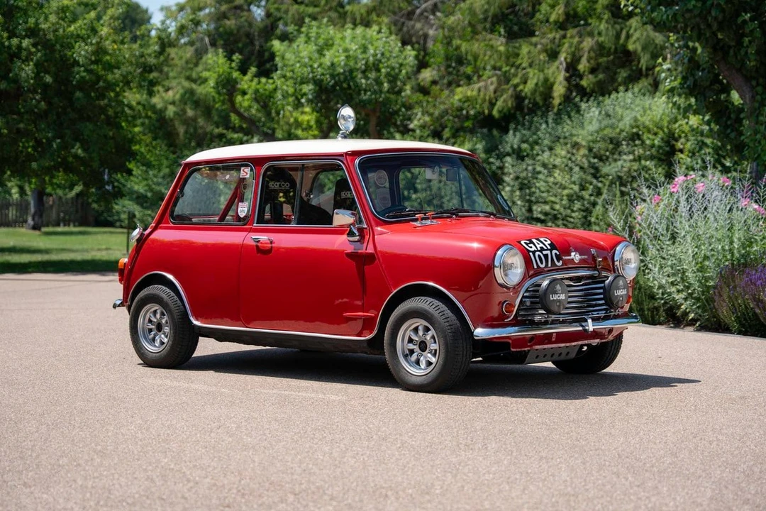1965 Morris - Image 14 of 31