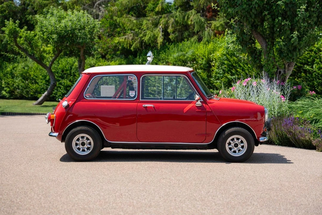 1965 Morris - Image 6 of 31
